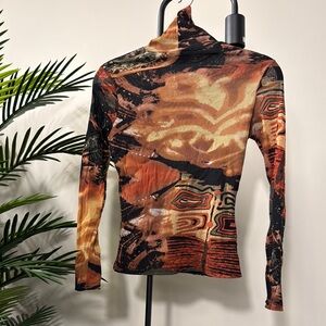 Abstract Patterned Long Sleeve Mesh Top